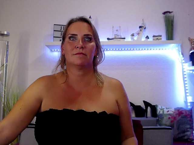 JuliaPink