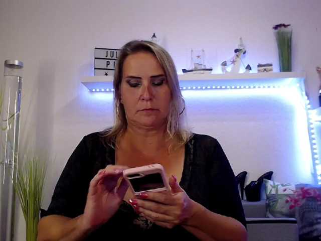JuliaPink
