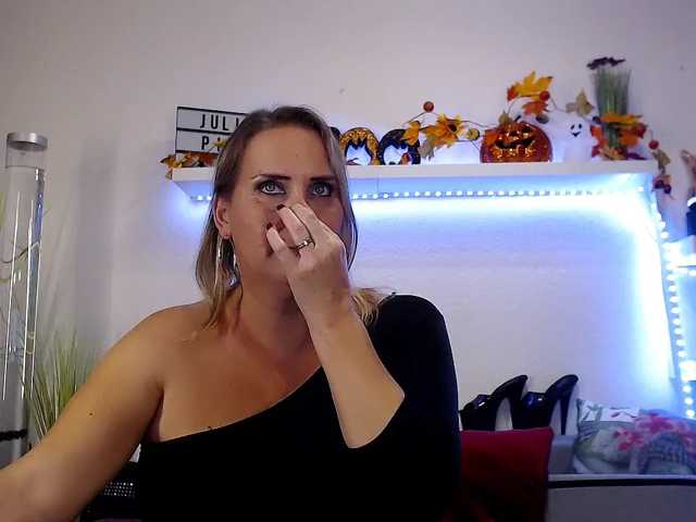 JuliaPink