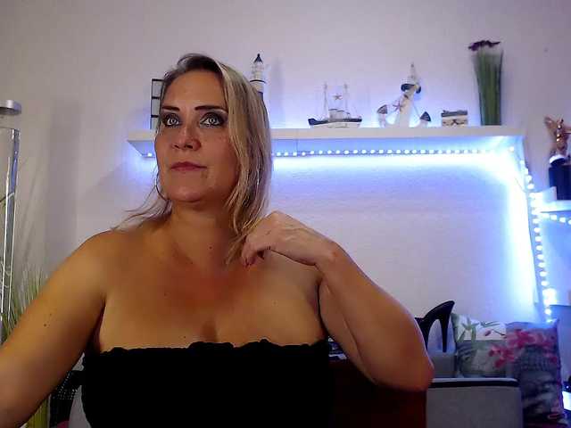 JuliaPink