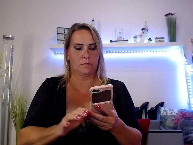 JuliaPink