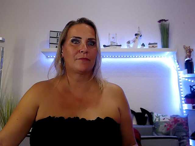 JuliaPink