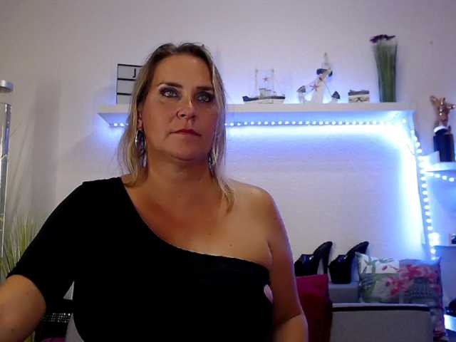 JuliaPink