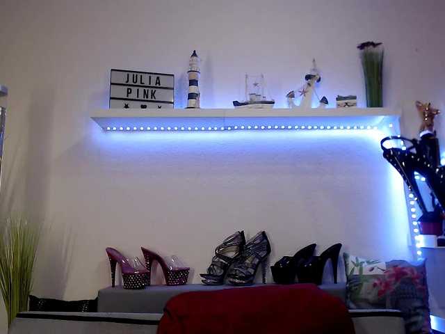 JuliaPink