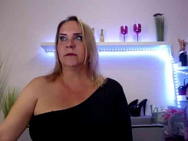 JuliaPink webcam