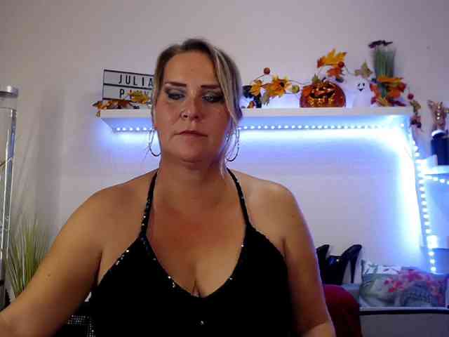 JuliaPink