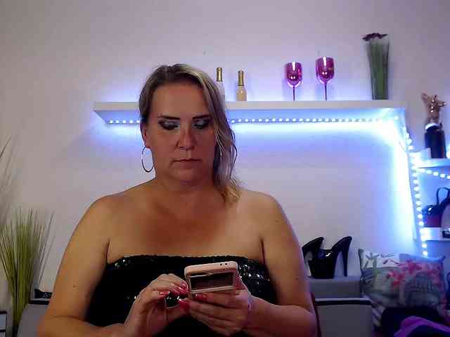 JuliaPink webcam