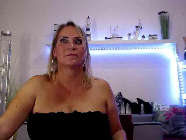JuliaPink