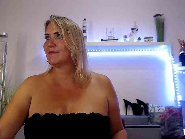 JuliaPink webcam