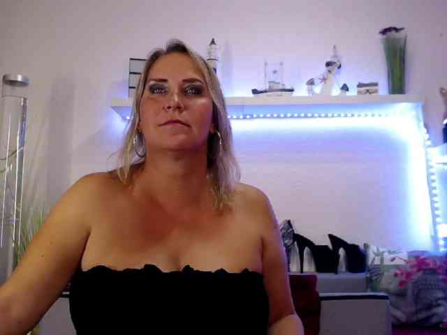JuliaPink