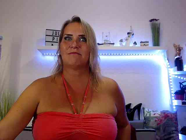 JuliaPink webcam