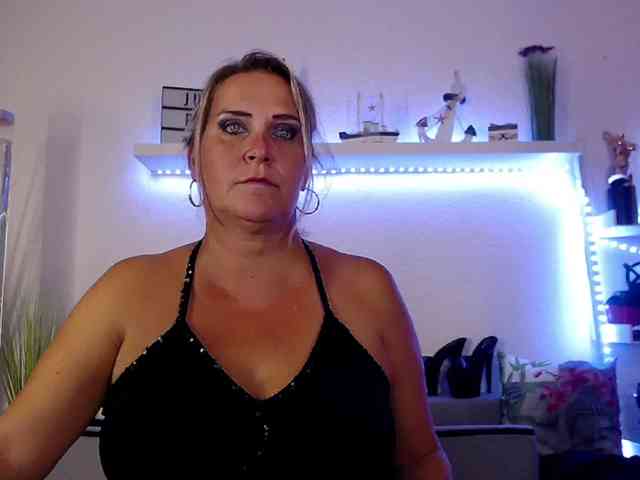JuliaPink webcam