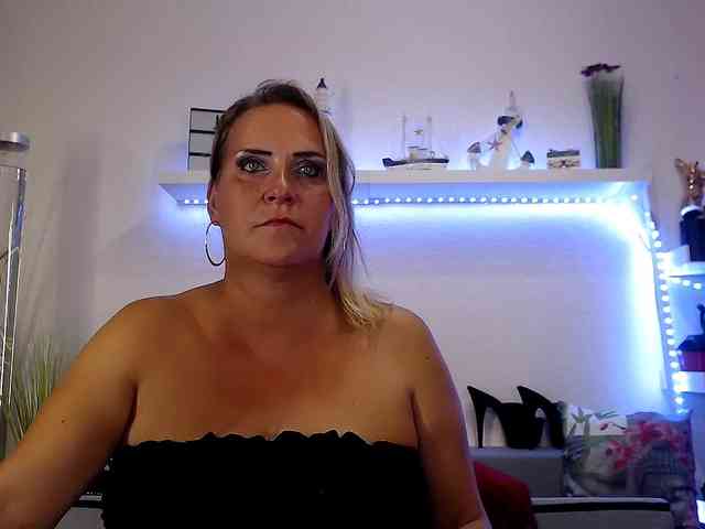 JuliaPink