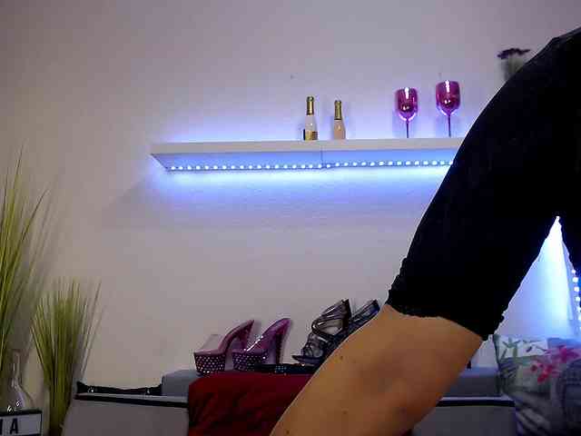 JuliaPink webcam