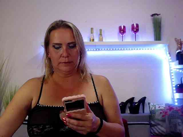 JuliaPink webcam