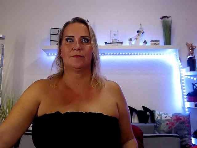 JuliaPink webcam