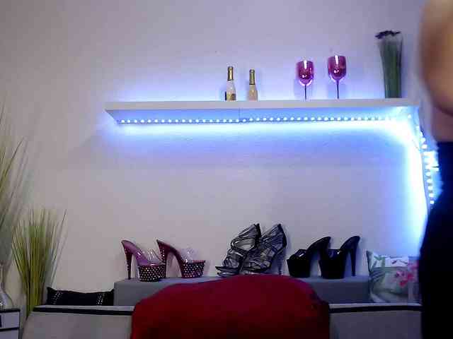 JuliaPink webcam
