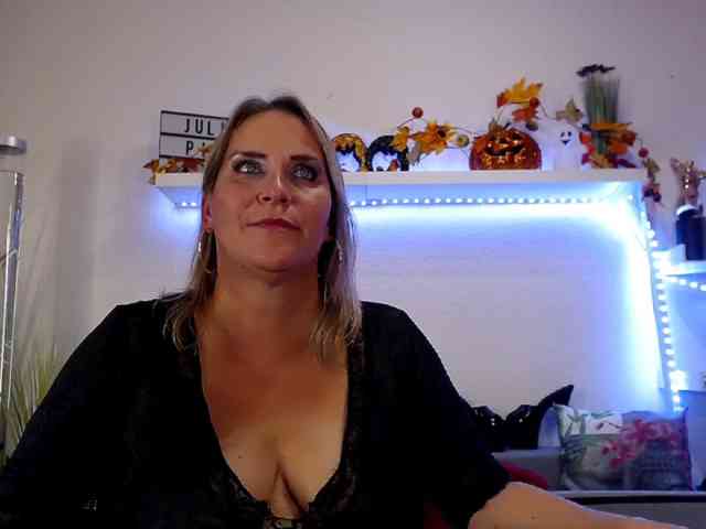 JuliaPink