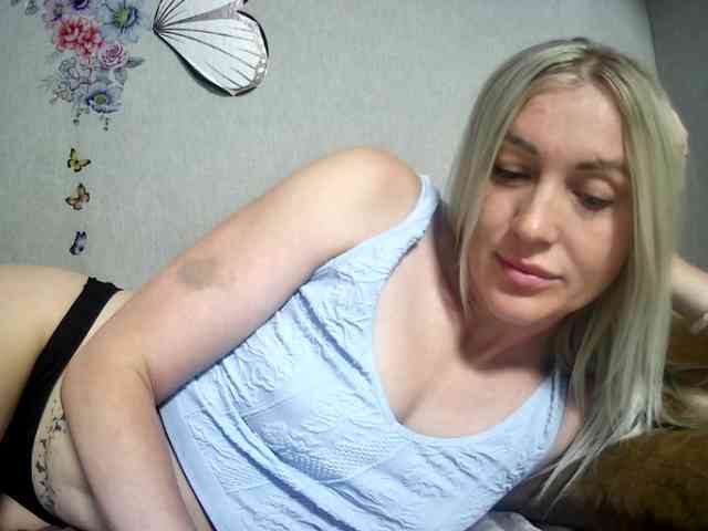 MarryEmm webcam
