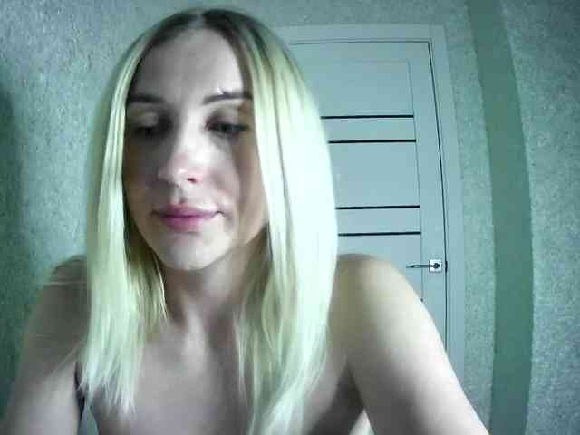MarryEmm webcam