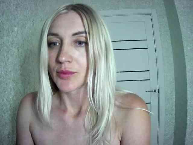 MarryEmm webcam