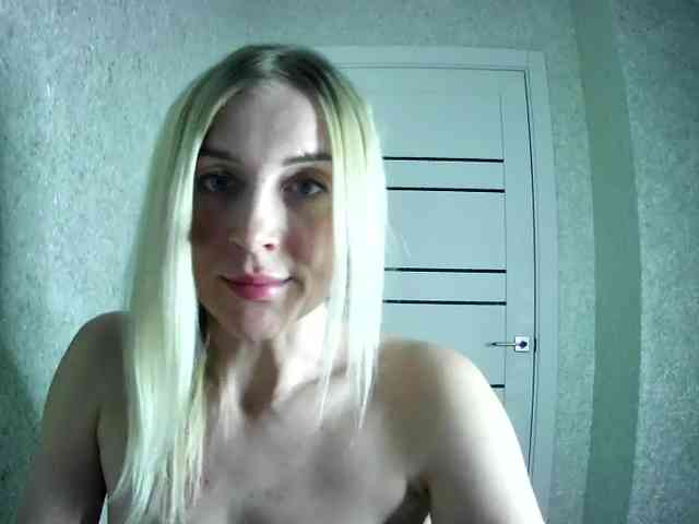 MarryEmm webcam