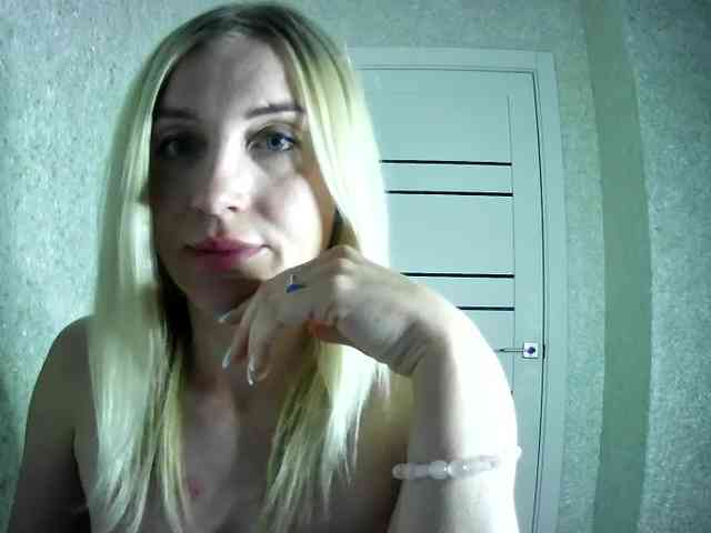 MarryEmm webcam
