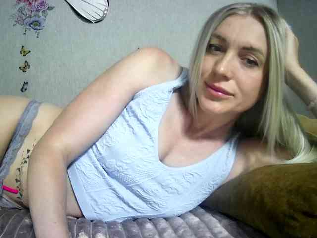 MarryEmm webcam