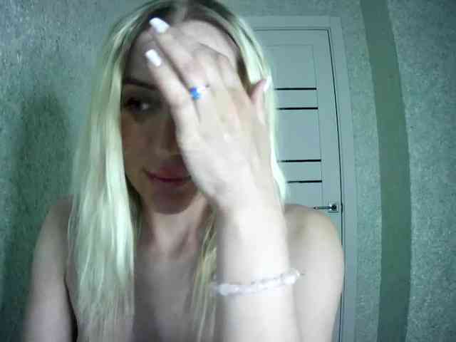 MarryEmm webcam