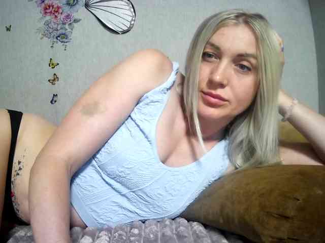 MarryEmm webcam