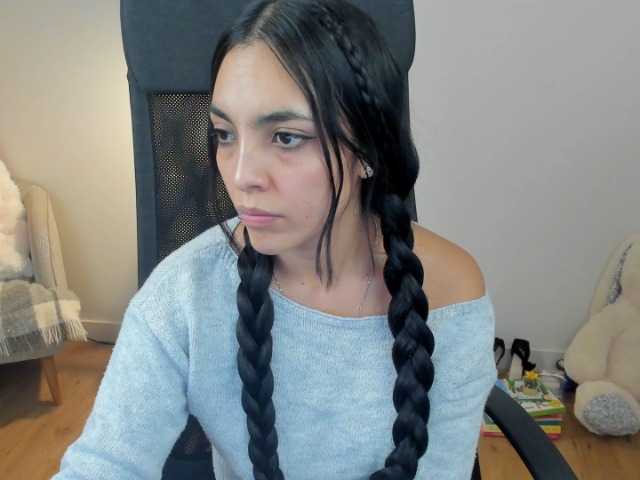 summerevans, en vivo ahora en BongaCams