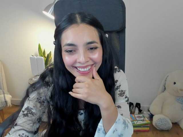 summerevans, en directo ahora en BongaCams