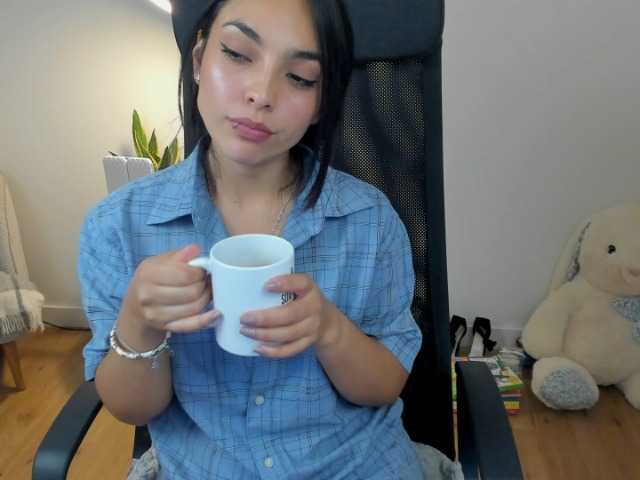 summerevans, en directo ahora en BongaCams