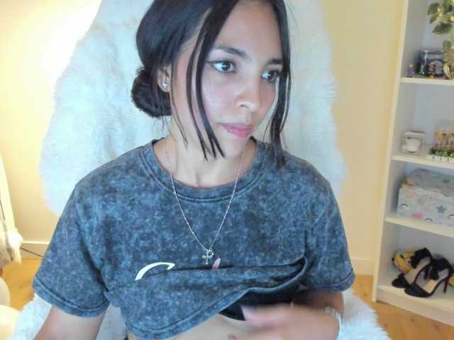 summerevans live cam on BongaCams