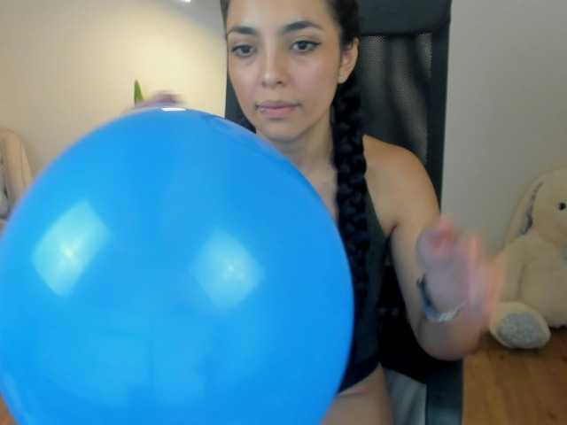 summerevans, en vivo ahora en BongaCams