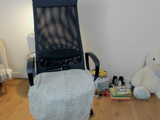 summerevans, live now on BongaCams