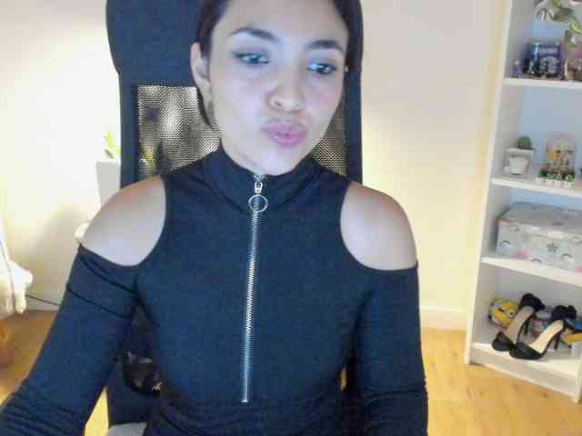 summerevans Live Webcam on BongaCams