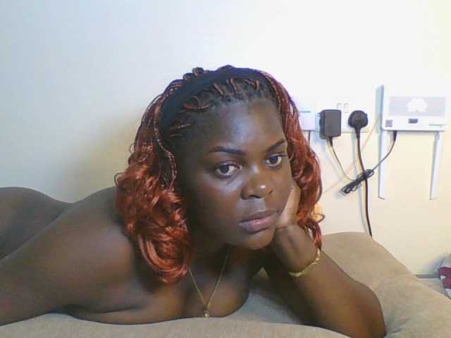 Sweetdarkskin live cam on BongaCams