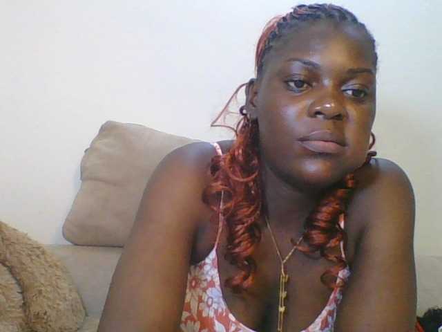 Sweetdarkskin live cam on BongaCams