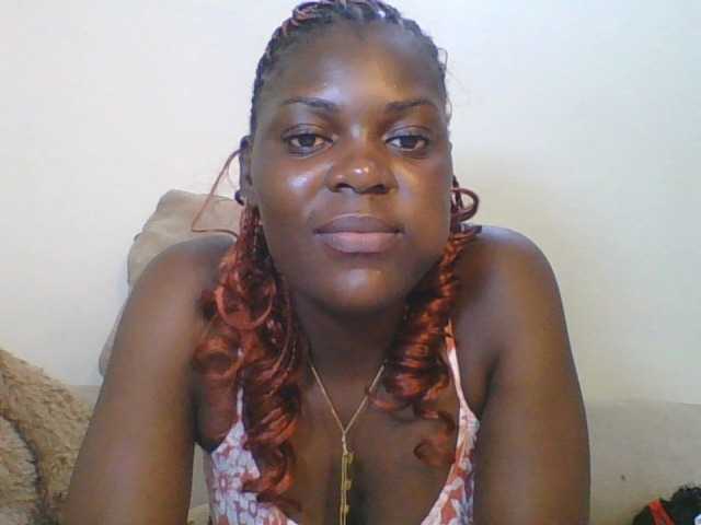 Sweetdarkskin live cam on BongaCams