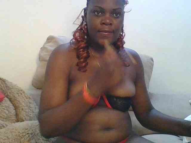 Sweetdarkskin webcam