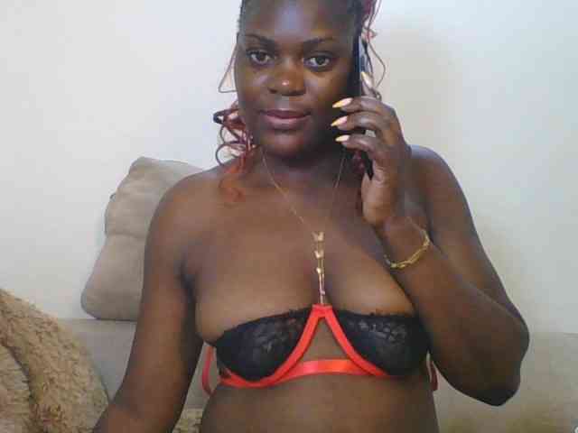 Sweetdarkskin webcam