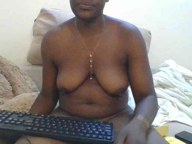 Sweetdarkskin webcam