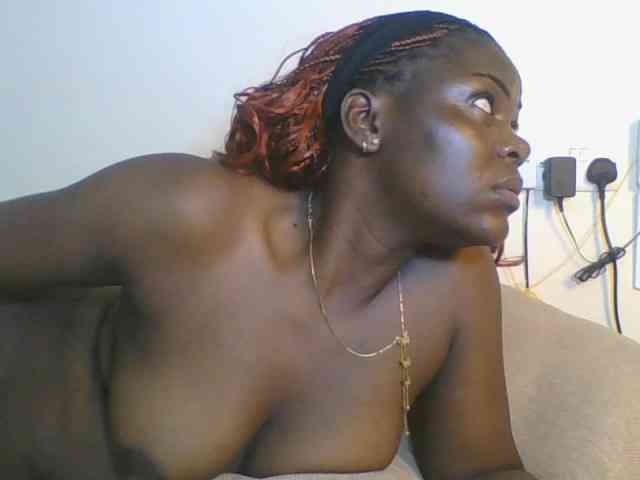 Sweetdarkskin webcam