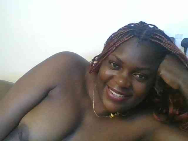 Sweetdarkskin webcam