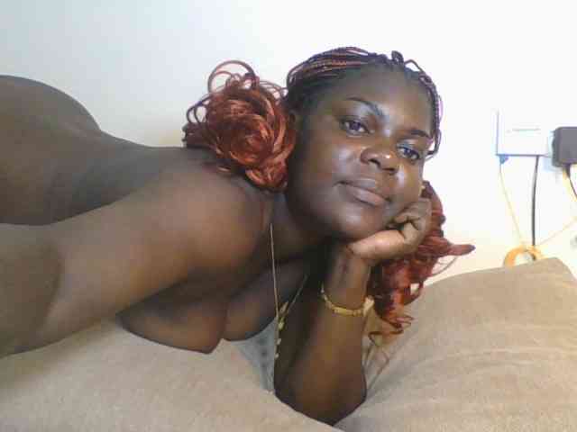Sweetdarkskin webcam