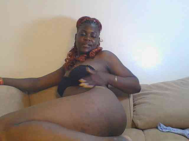 Sweetdarkskin webcam