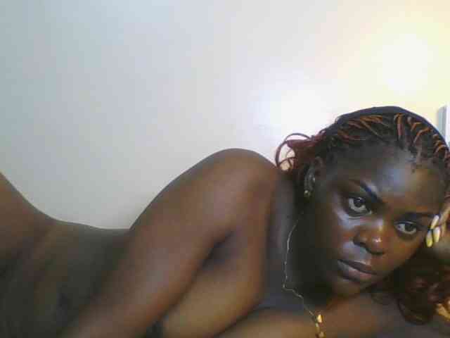 Sweetdarkskin webcam