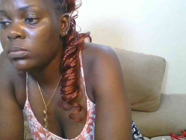 Sweetdarkskin webcam