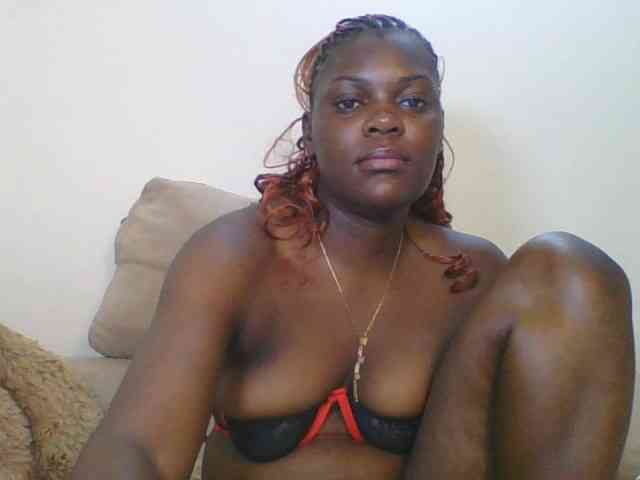 Sweetdarkskin webcam
